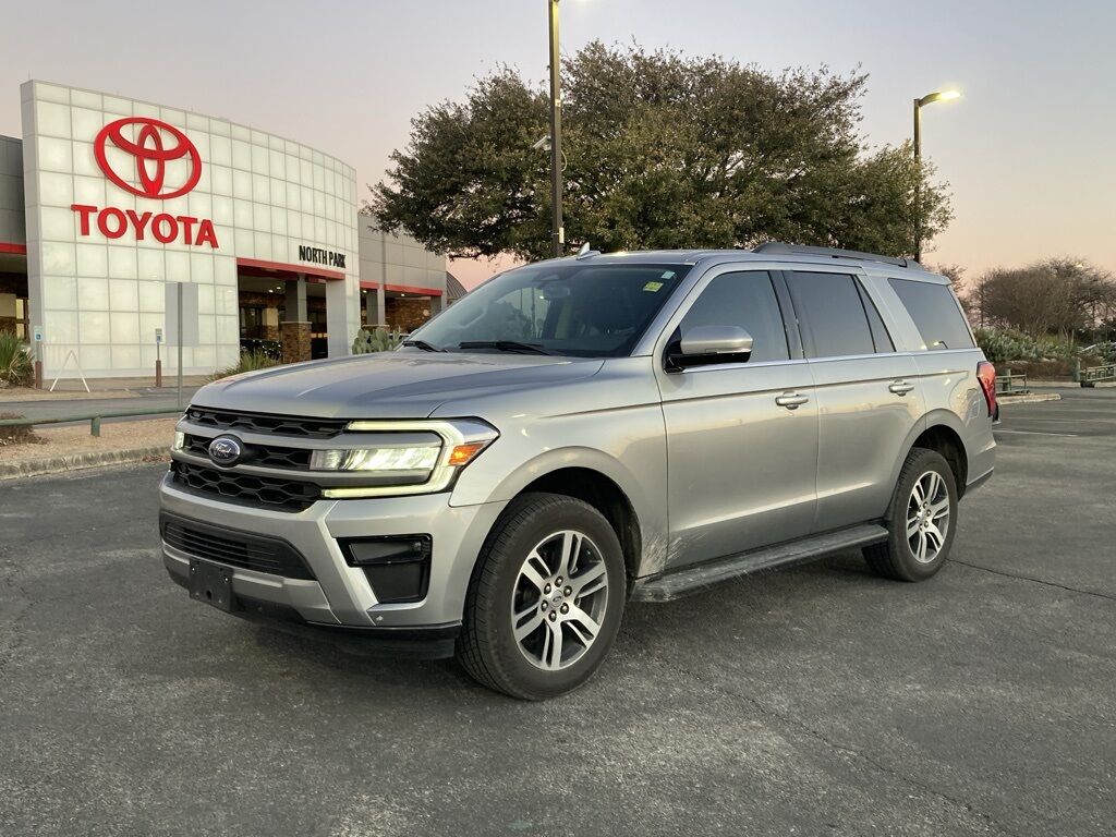 2024 Ford Expedition XLT