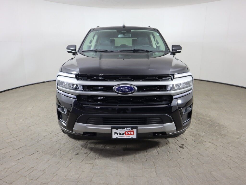 2024 Ford Expedition XLT Special Edition Pkg Panoramic Vista Roof