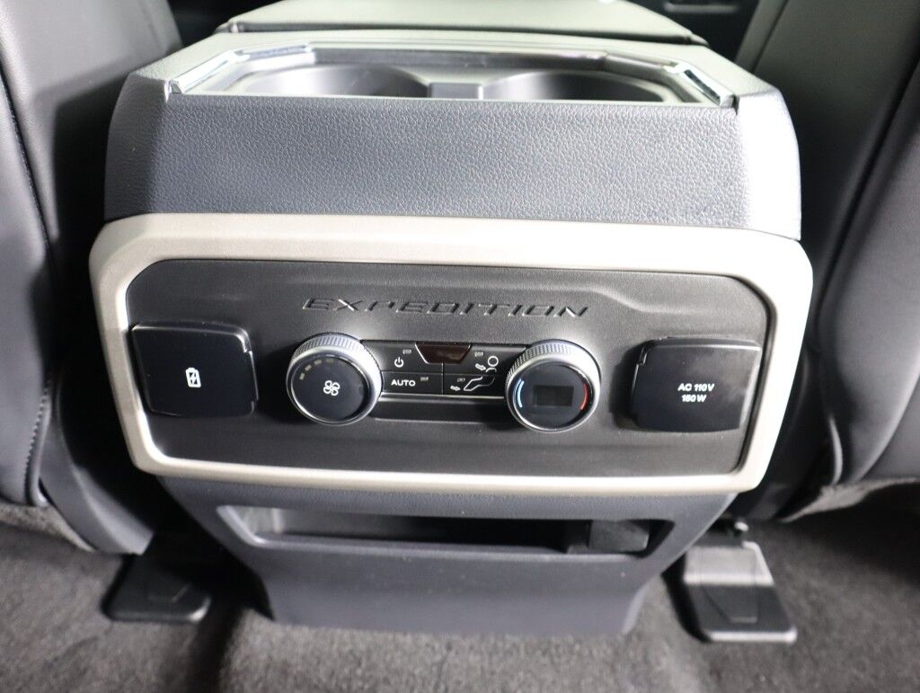 2024 Ford Expedition XLT Special Edition Pkg Panoramic Vista Roof Maumee OH