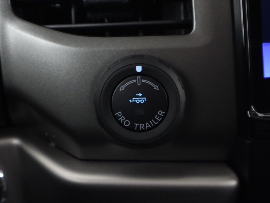 2024 Ford Expedition XLT Special Edition Pkg Panoramic Vista Roof Maumee OH