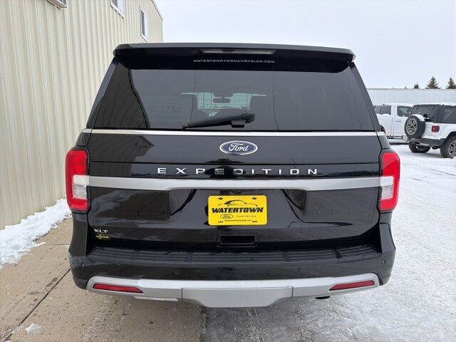 2024 Ford Expedition XLT Watertown SD