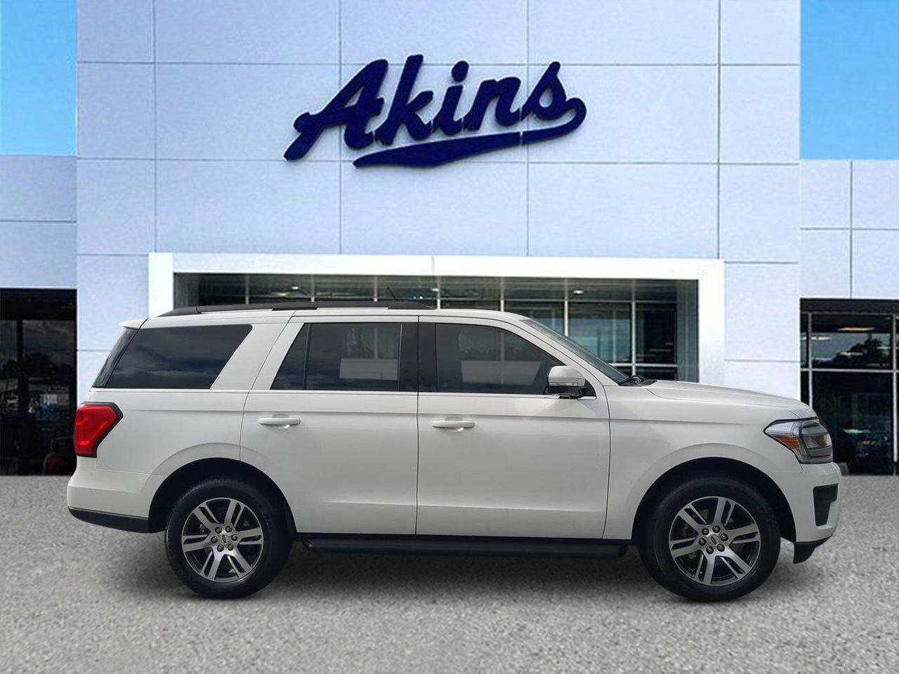2024 Ford Expedition XLT