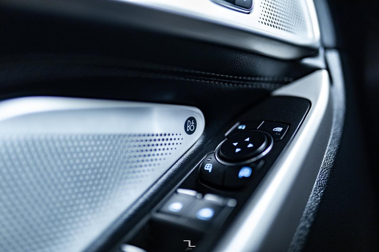 2024 Ford Explorer AWD Limited Leather Roof Nav BCam Red Deer AB