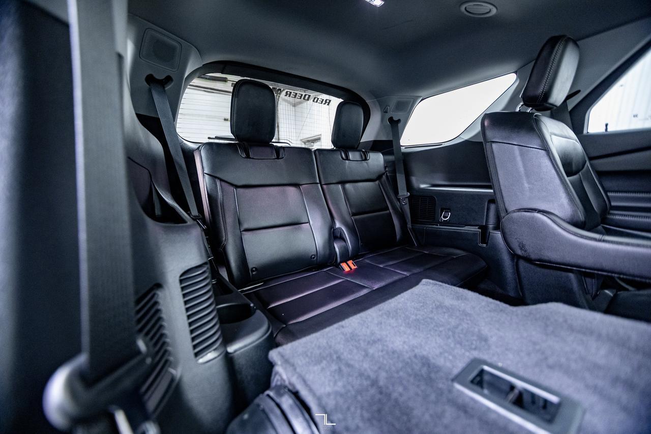 2024 Ford Explorer AWD Limited Leather Roof Nav BCam Red Deer AB