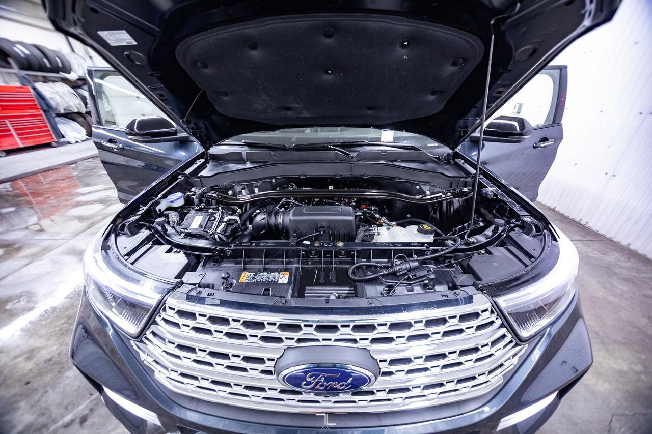 2024 Ford Explorer AWD Limited Leather Roof Nav BCam Red Deer AB