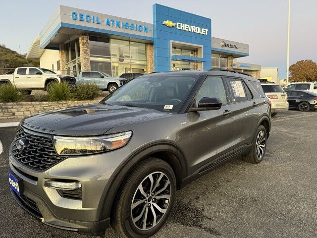 2024 Ford Explorer ST-Line