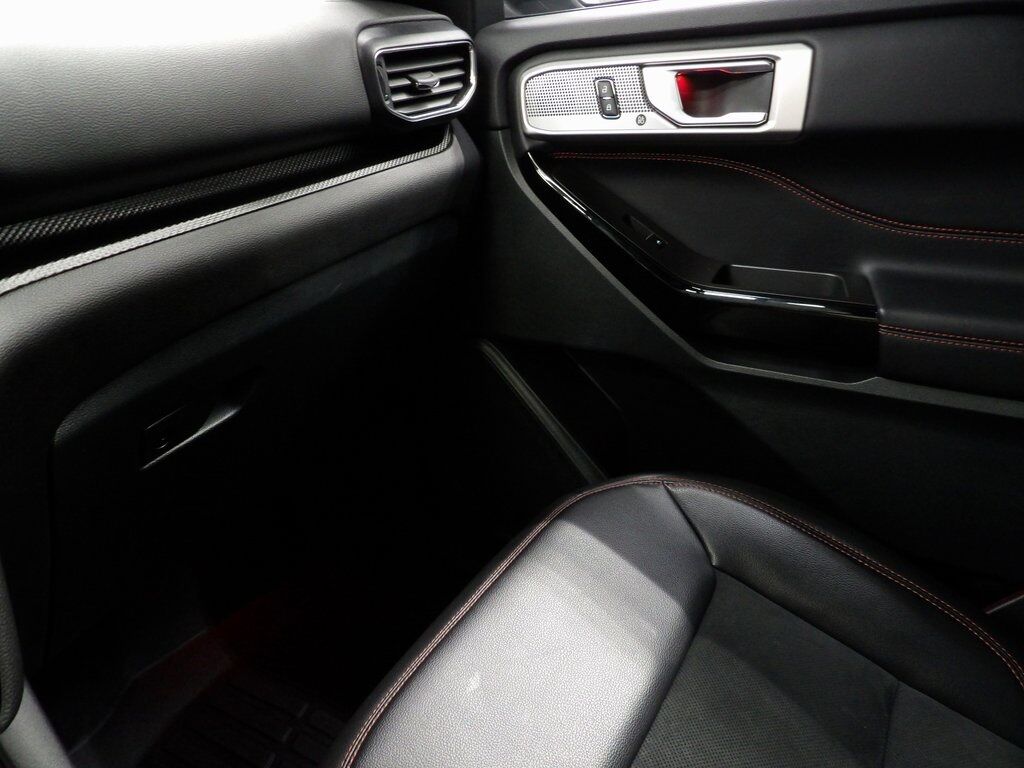 2024 Ford Explorer ST-Line 4WD 6 Passenger Fond du Lac WI