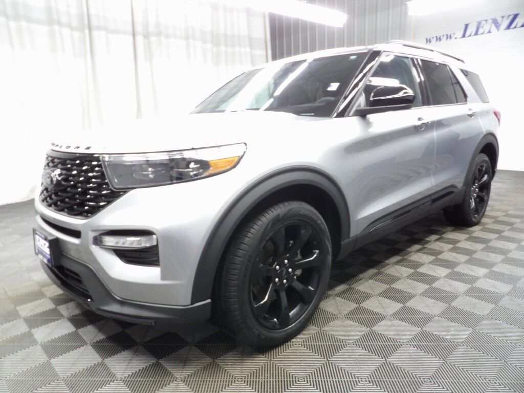 2024 Ford Explorer ST-Line 4WD 6 Passenger Fond du Lac WI