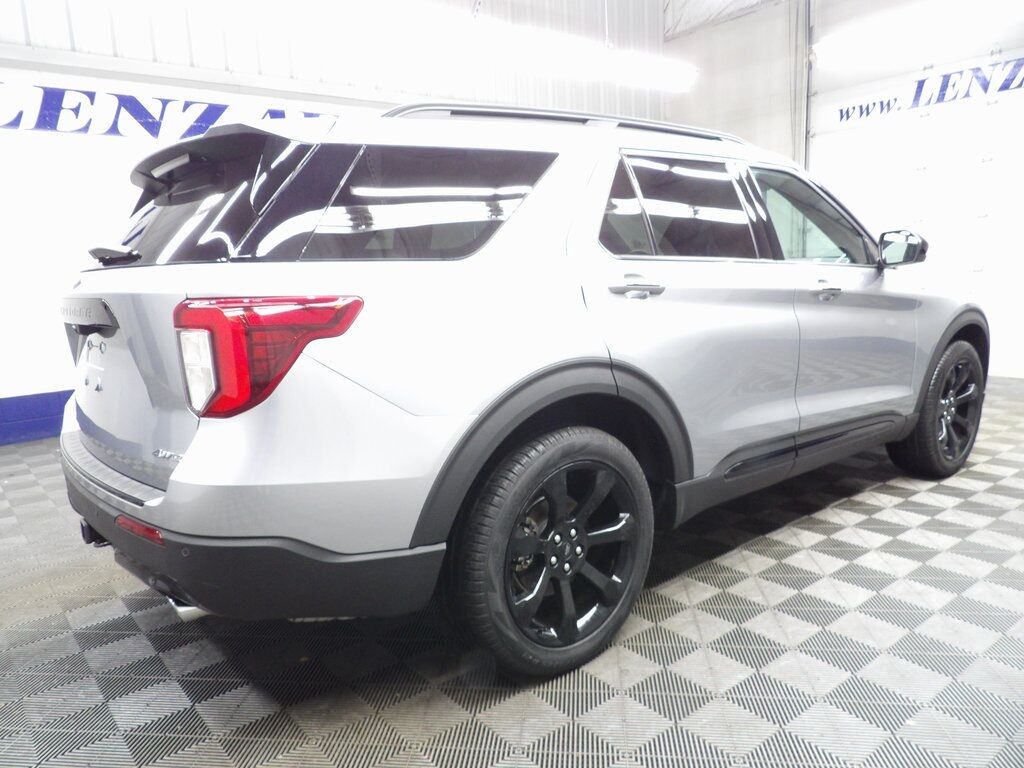 2024 Ford Explorer ST-Line 4WD 6 Passenger Fond du Lac WI