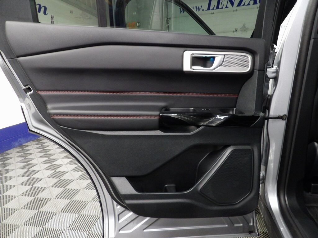 2024 Ford Explorer ST-Line 4WD 6 Passenger Fond du Lac WI