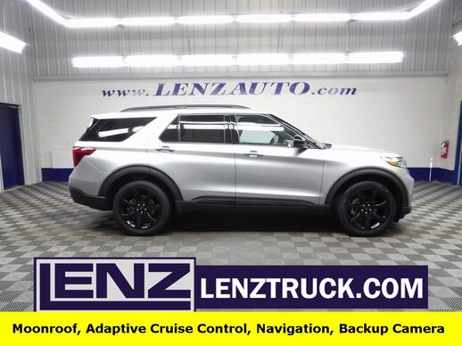 2024_Ford_Explorer_ST-Line 4WD 6 Passenger_ Fond du Lac WI