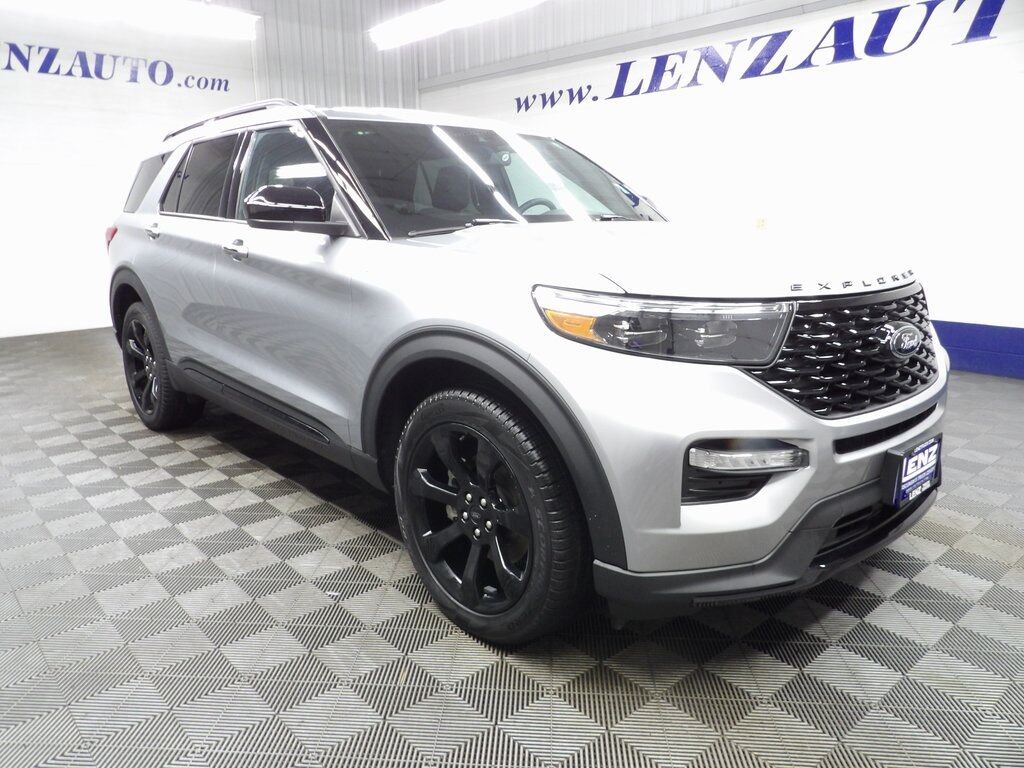 2024 Ford Explorer ST-Line 4WD 6 Passenger Fond du Lac WI