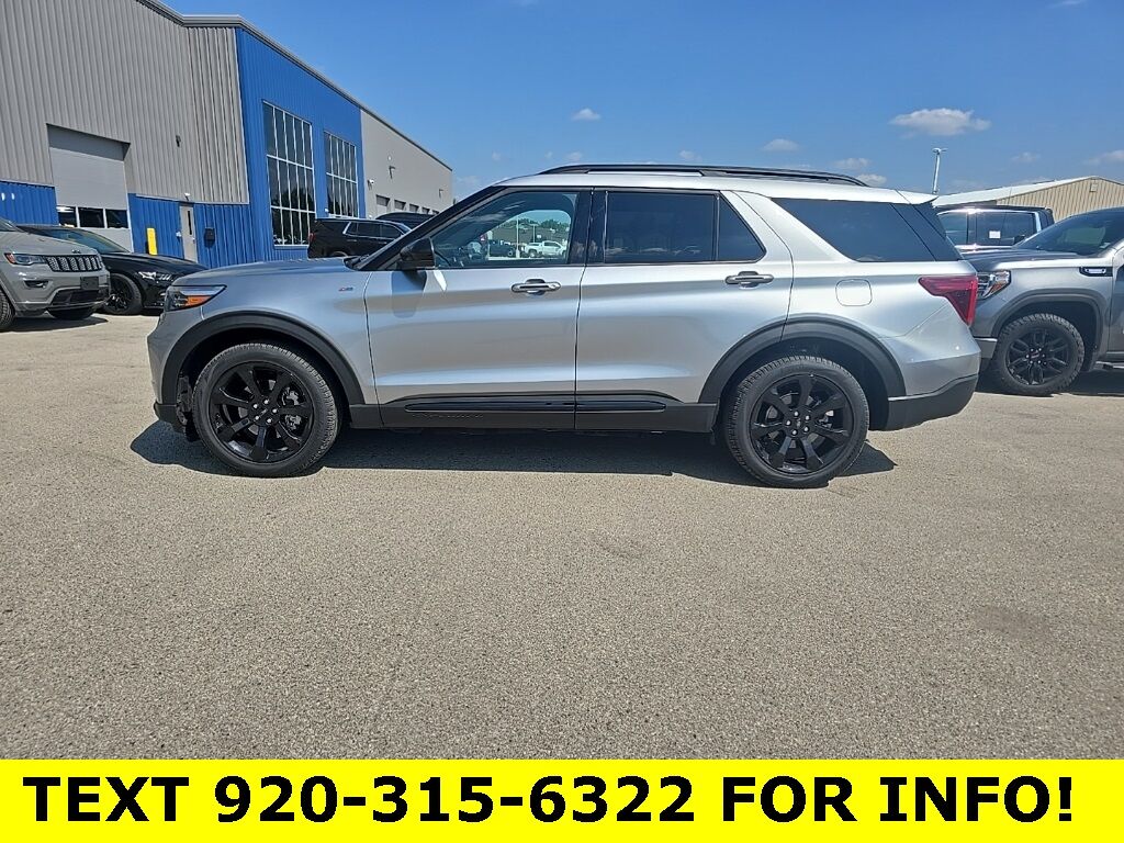 2024 Ford Explorer ST-Line 4WD 6 Passenger Fond du Lac WI