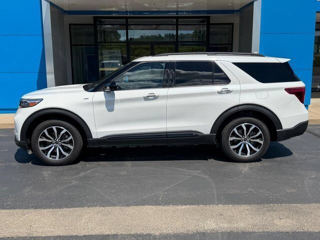 2024 Ford Explorer ST-Line