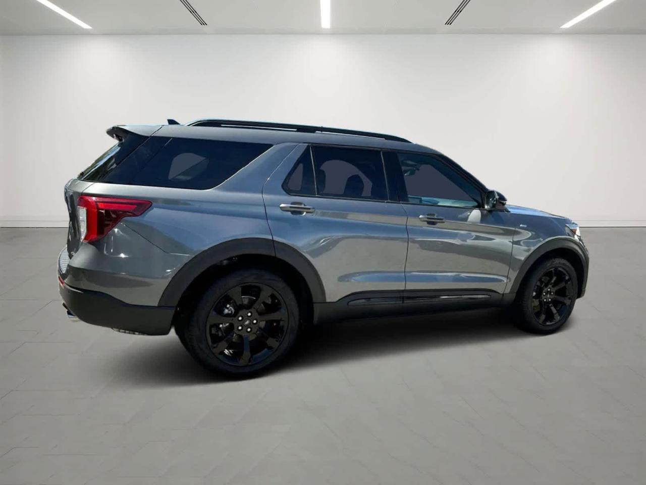 2024 Ford Explorer ST-Line Plymouth MA