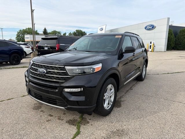 2024 Ford Explorer XLT Random Lake WI
