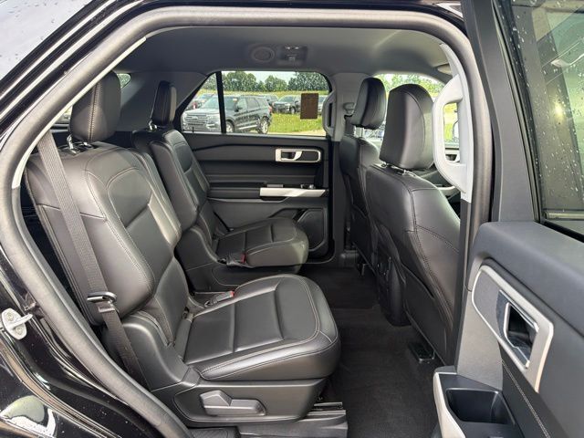 2024 Ford Explorer XLT Random Lake WI