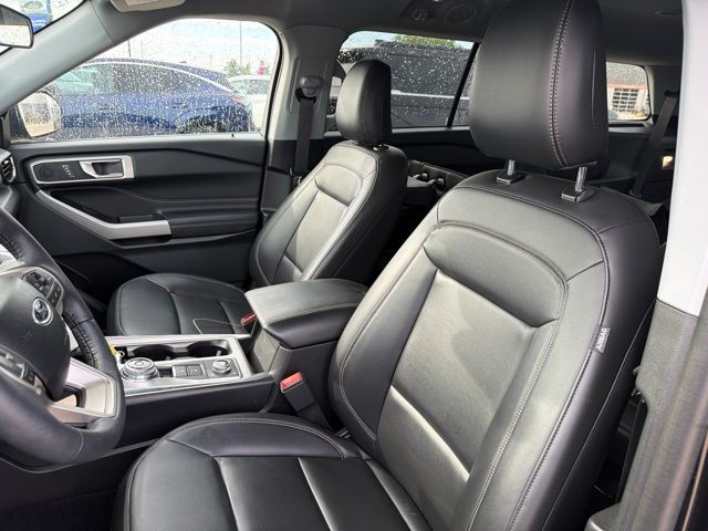 2024 Ford Explorer XLT Random Lake WI