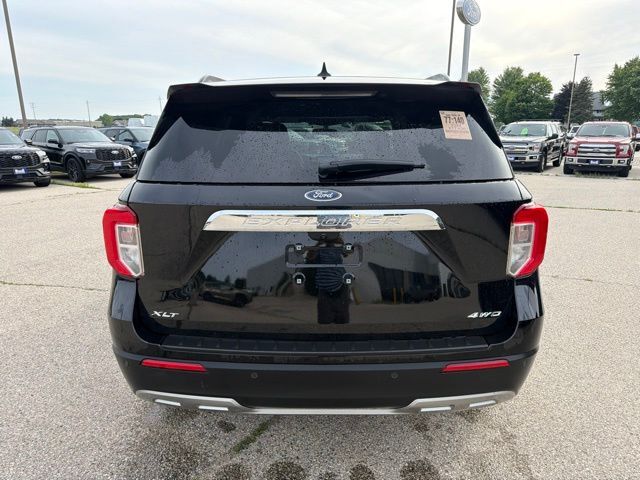 2024 Ford Explorer XLT Random Lake WI