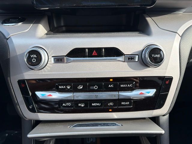 2024 Ford Explorer XLT Random Lake WI