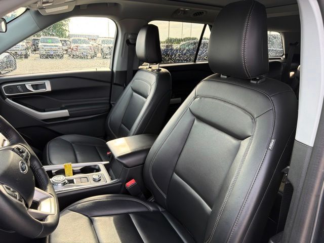 2024 Ford Explorer XLT Random Lake WI