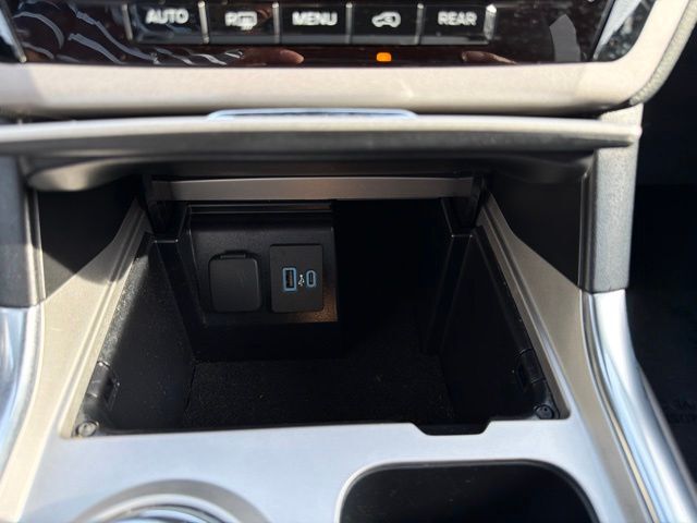 2024 Ford Explorer XLT Random Lake WI