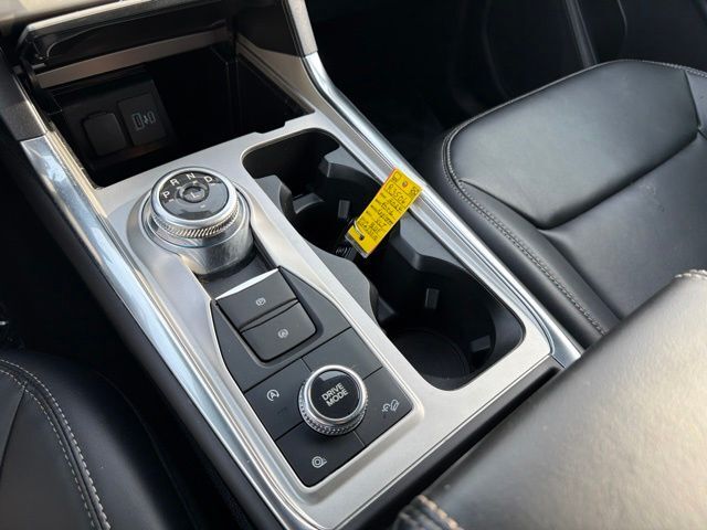 2024 Ford Explorer XLT Random Lake WI