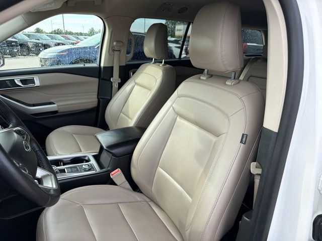 2024 Ford Explorer XLT Random Lake WI