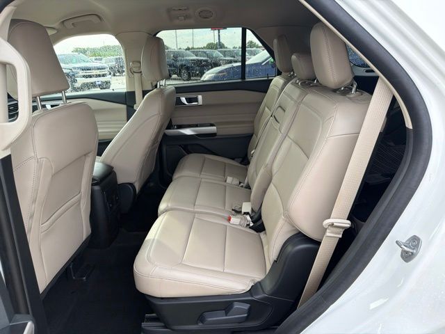 2024 Ford Explorer XLT Random Lake WI