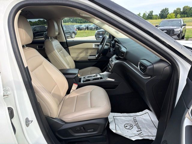 2024 Ford Explorer XLT Random Lake WI