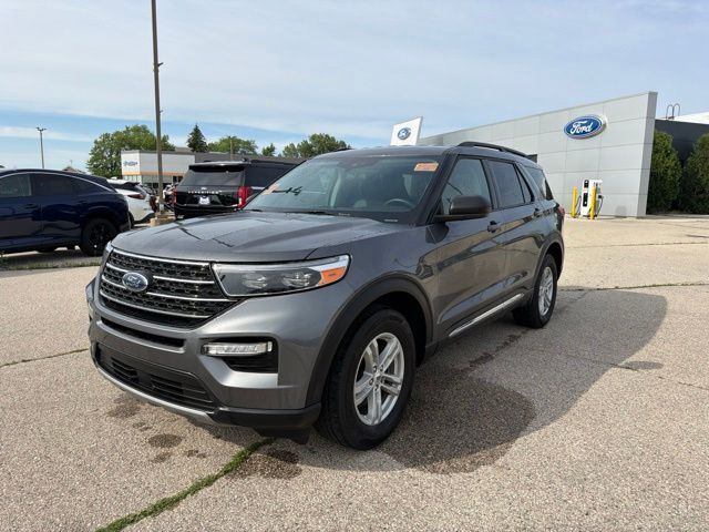 2024 Ford Explorer XLT Random Lake WI