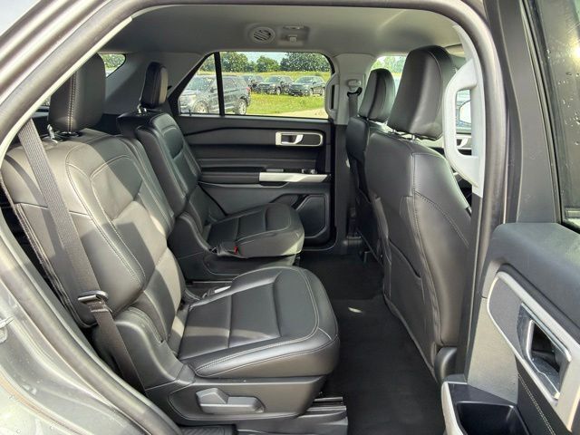 2024 Ford Explorer XLT Random Lake WI