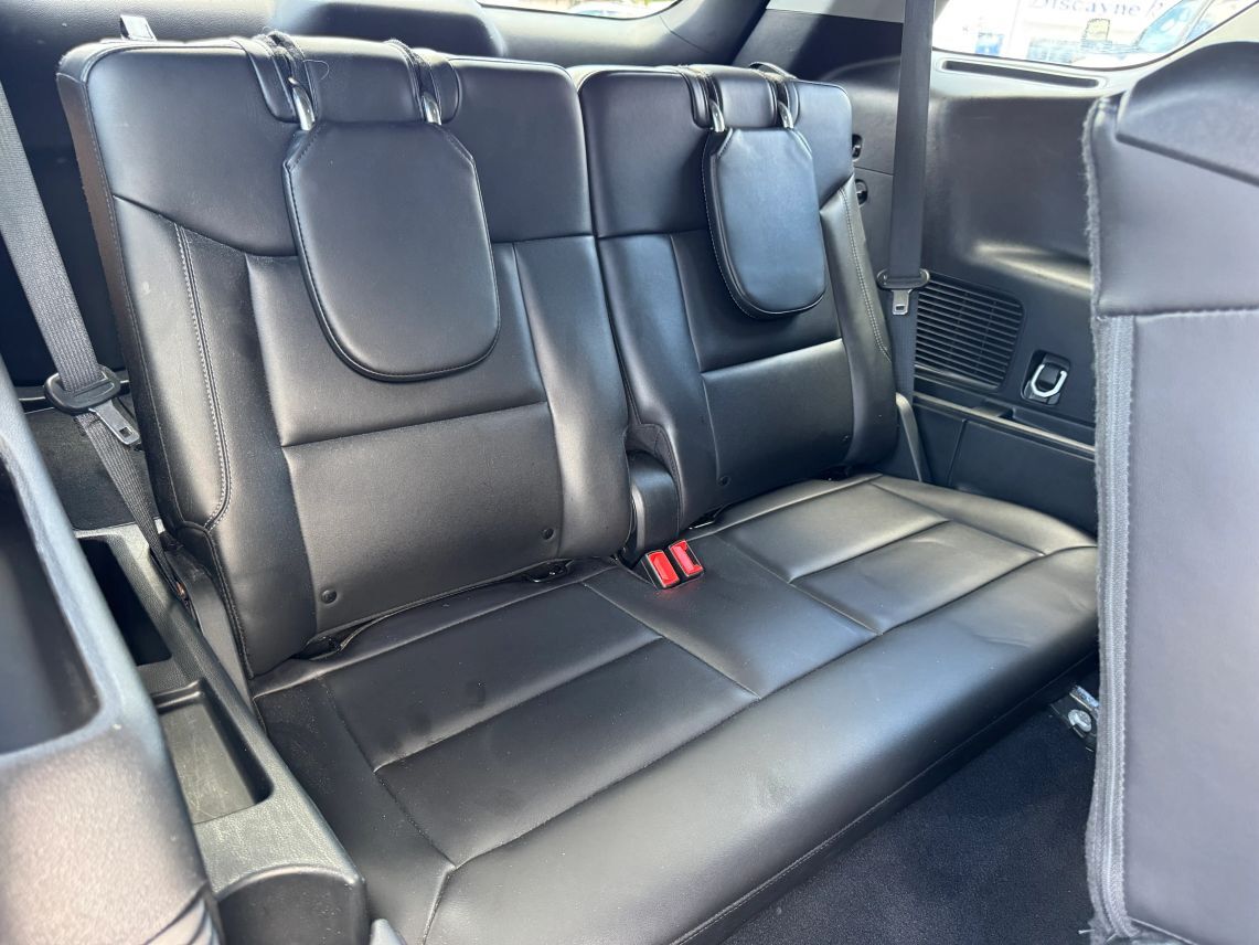 2024 Ford Explorer XLT Sport Utility 4D