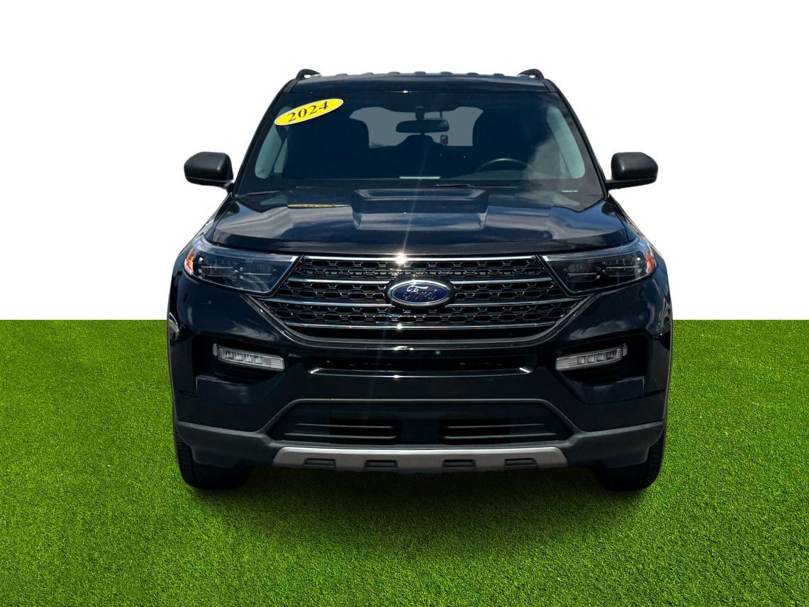2024 Ford Explorer XLT Sport Utility 4D