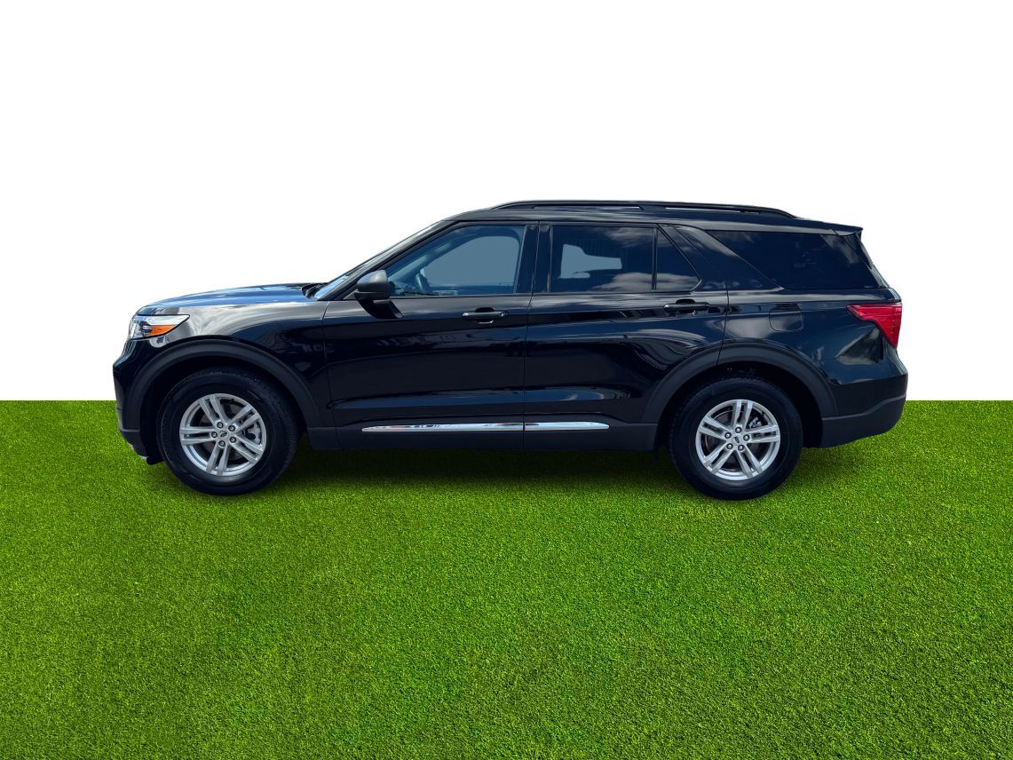 2024 Ford Explorer XLT Sport Utility 4D