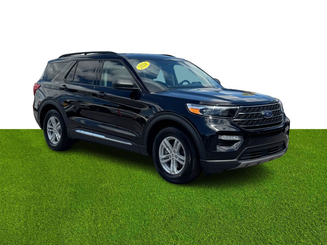 2024 Ford Explorer XLT Sport Utility 4D