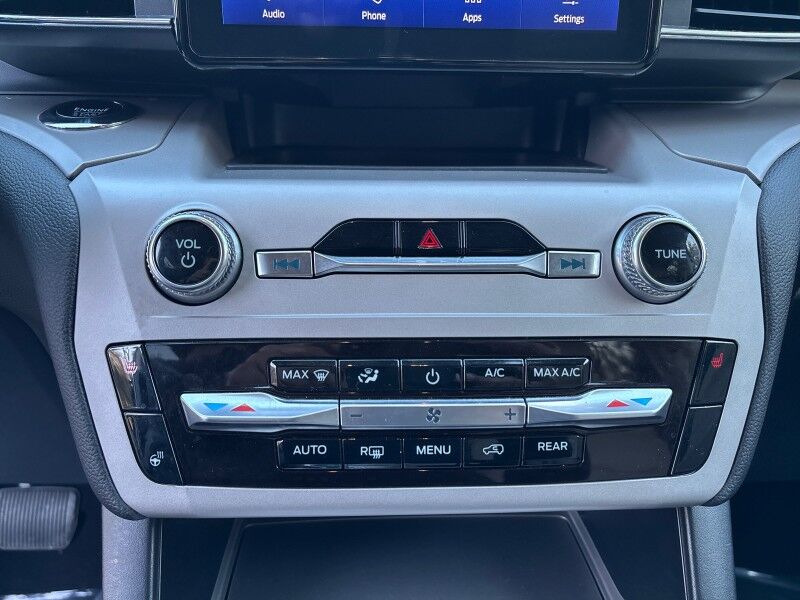 2024 Ford Explorer XLT w/THREE-ROW LEATHER Seffner FL