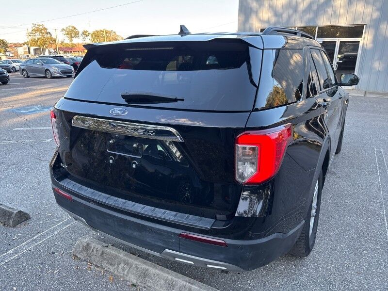 2024 Ford Explorer XLT w/THREE-ROW LEATHER Seffner FL