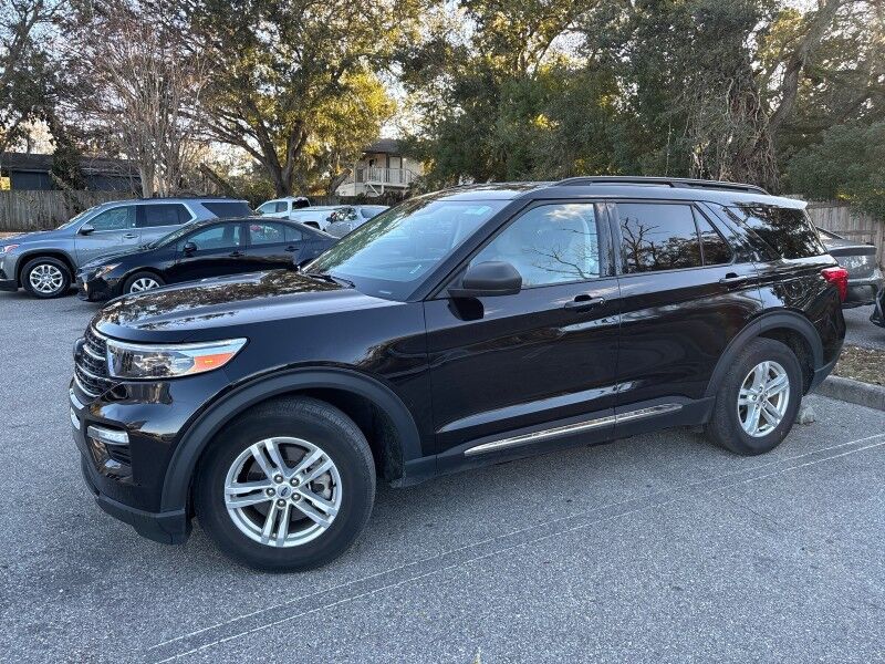 2024 Ford Explorer XLT w/THREE-ROW LEATHER Seffner FL