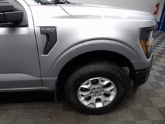 2024 Ford F-150 4x4 Regular Cab XL Fond du Lac WI