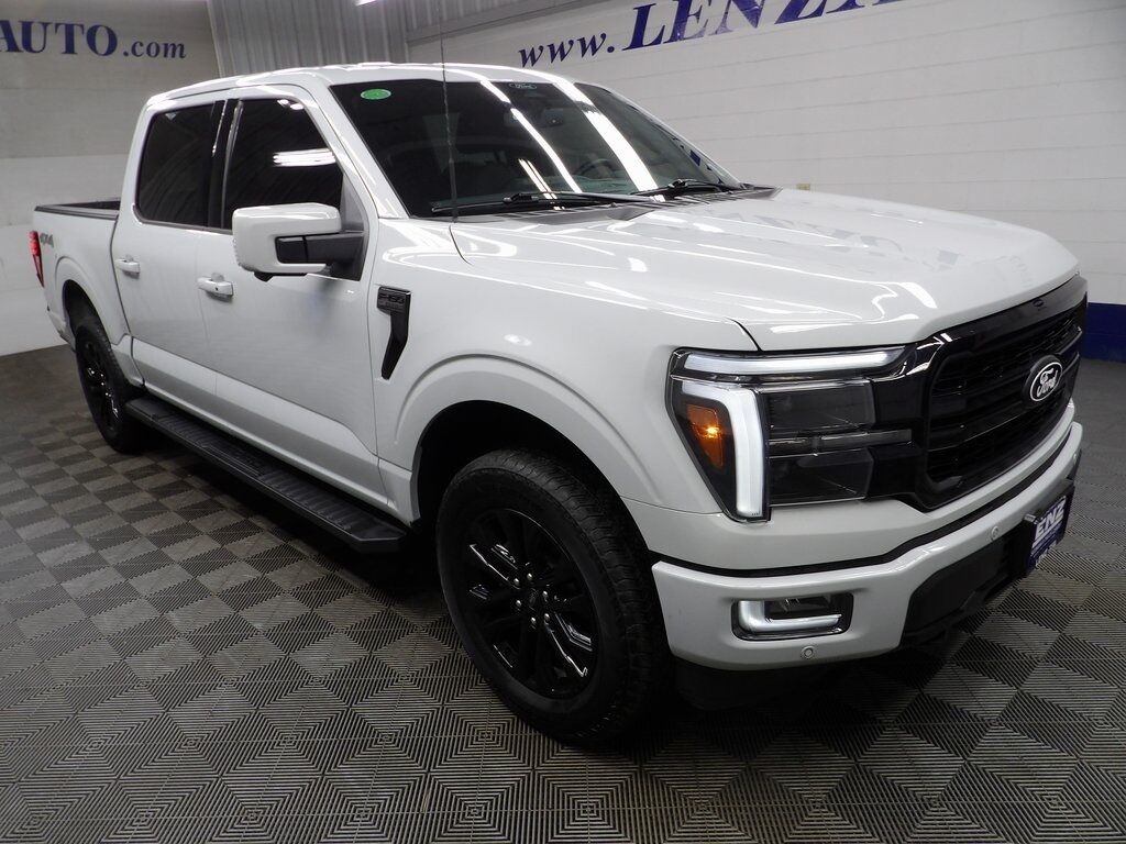 2024 Ford F-150 4x4 SuperCrew Lariat Fond du Lac WI