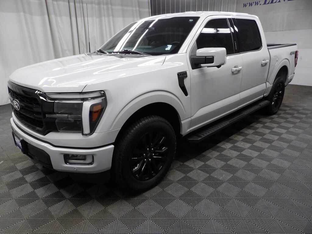 2024 Ford F-150 4x4 SuperCrew Lariat Fond du Lac WI