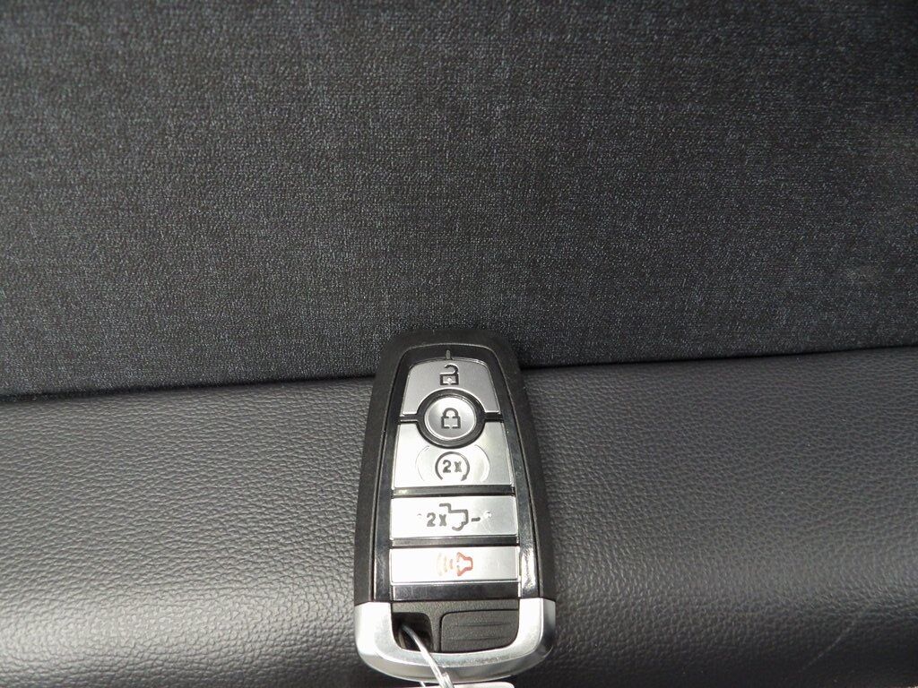 2024 Ford F-150 4x4 SuperCrew Lariat Fond du Lac WI