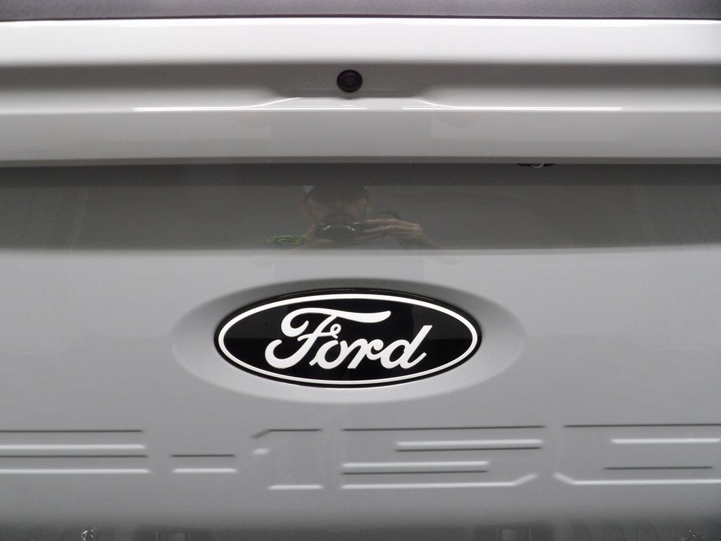 2024 Ford F-150 4x4 SuperCrew Lariat Fond du Lac WI