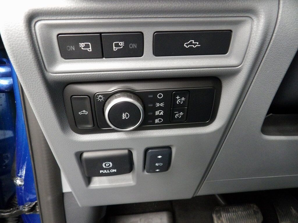 2024 Ford F-150 4x4 SuperCrew Lariat Fond du Lac WI