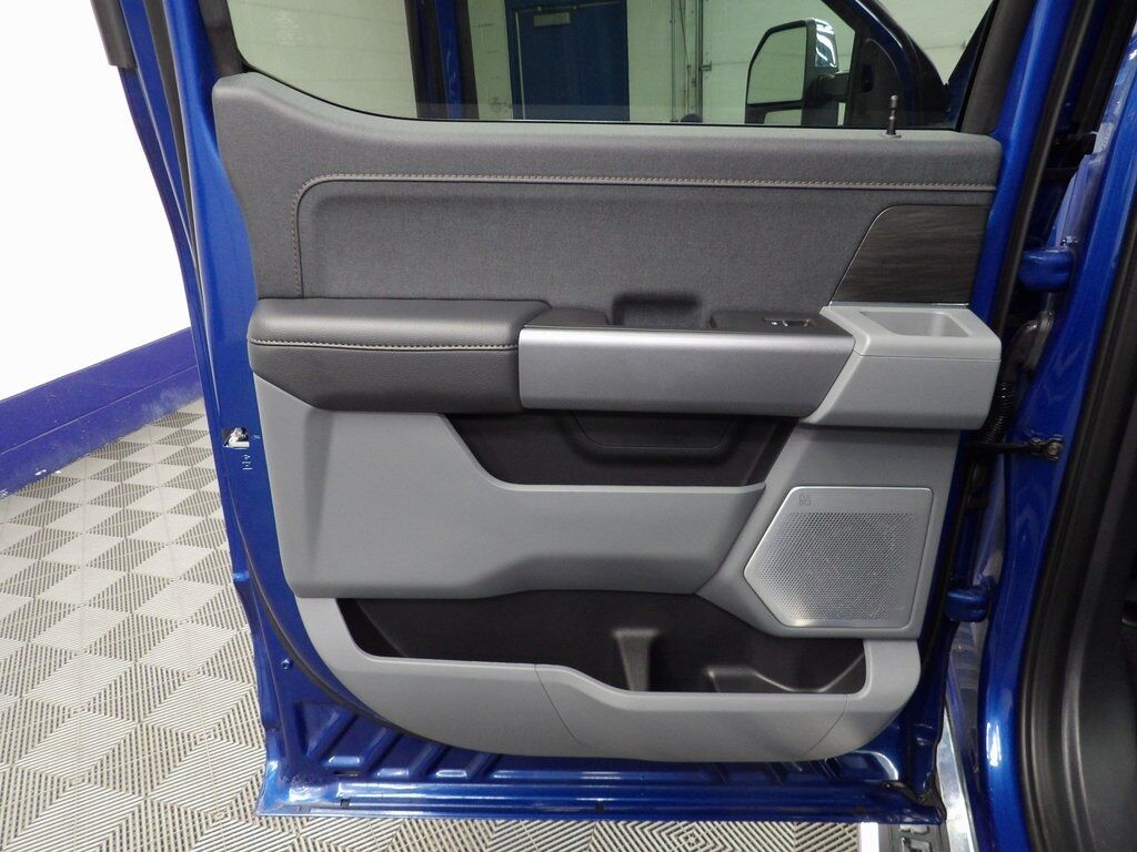 2024 Ford F-150 4x4 SuperCrew Lariat Fond du Lac WI