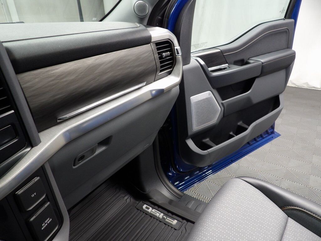2024 Ford F-150 4x4 SuperCrew Lariat Fond du Lac WI