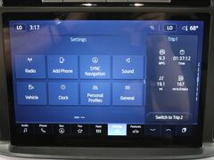 2024 Ford F-150 4x4 SuperCrew Lariat Fond du Lac WI