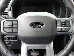 2024 Ford F-150 4x4 SuperCrew Lariat Fond du Lac WI
