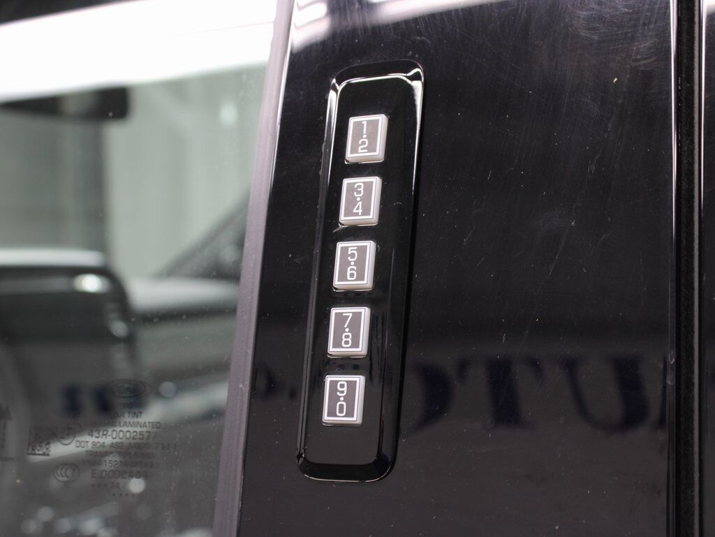 2024 Ford F-150 4x4 SuperCrew Lariat Fond du Lac WI